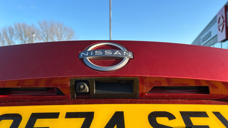 Nissan Juke 1.0 DiG-T Tekna 5dr Petrol Hatchback